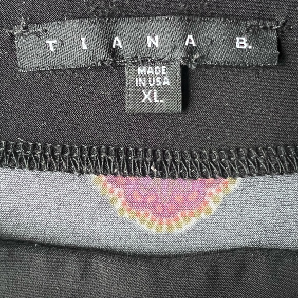 Tiana B. Black Dress with Vibrant Paisley Design Size XL - Picture 5 of 5